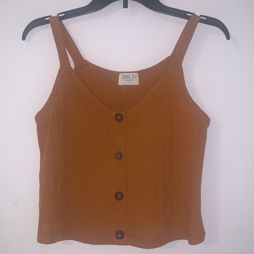 S tan/bronzy colored loose tank top!